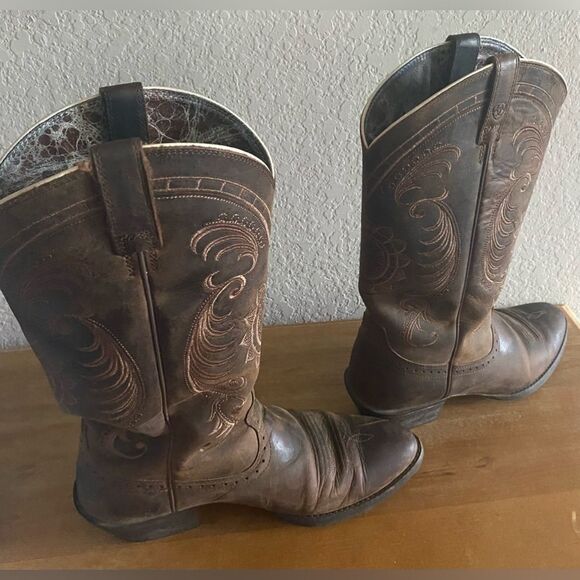 ARIAT Women’s Magnolia Western Boots Distressed Brown 7.5 B Rodeo Boho - Picture 4 of 16